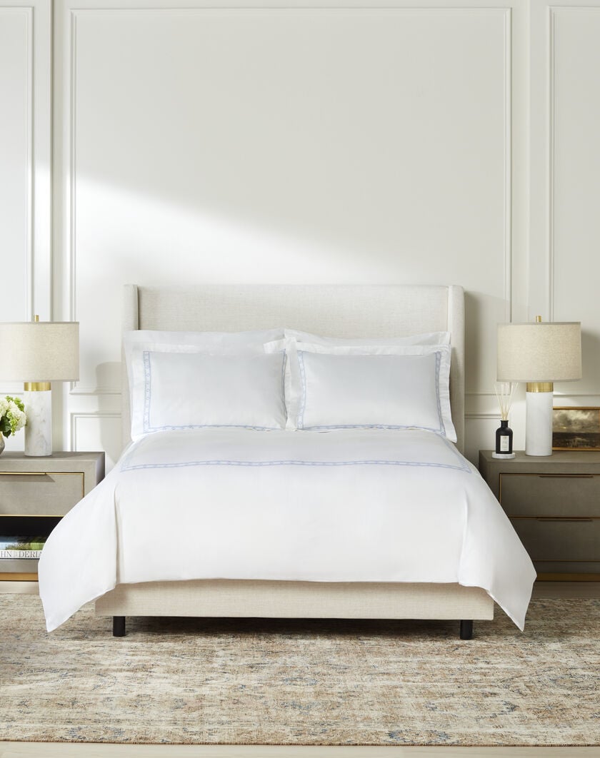 Diamond Border Bedding Set thumbnail number 1